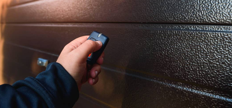 automatic door opener with remote control in Miramar
